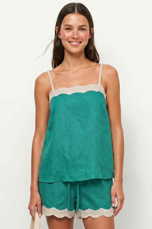 Blusa Fluida con Tirantes Trenzados y Acabado Ondulado