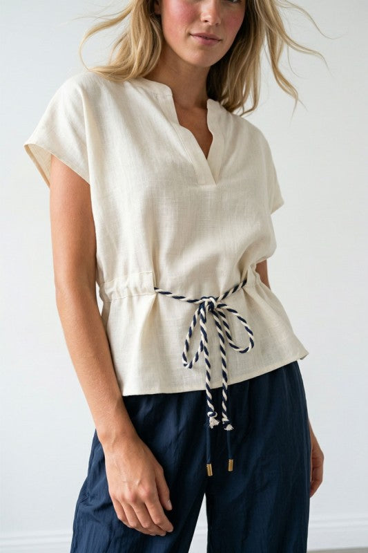 Blusa de Manga Corta con Escote en V y Cordón Trenzado