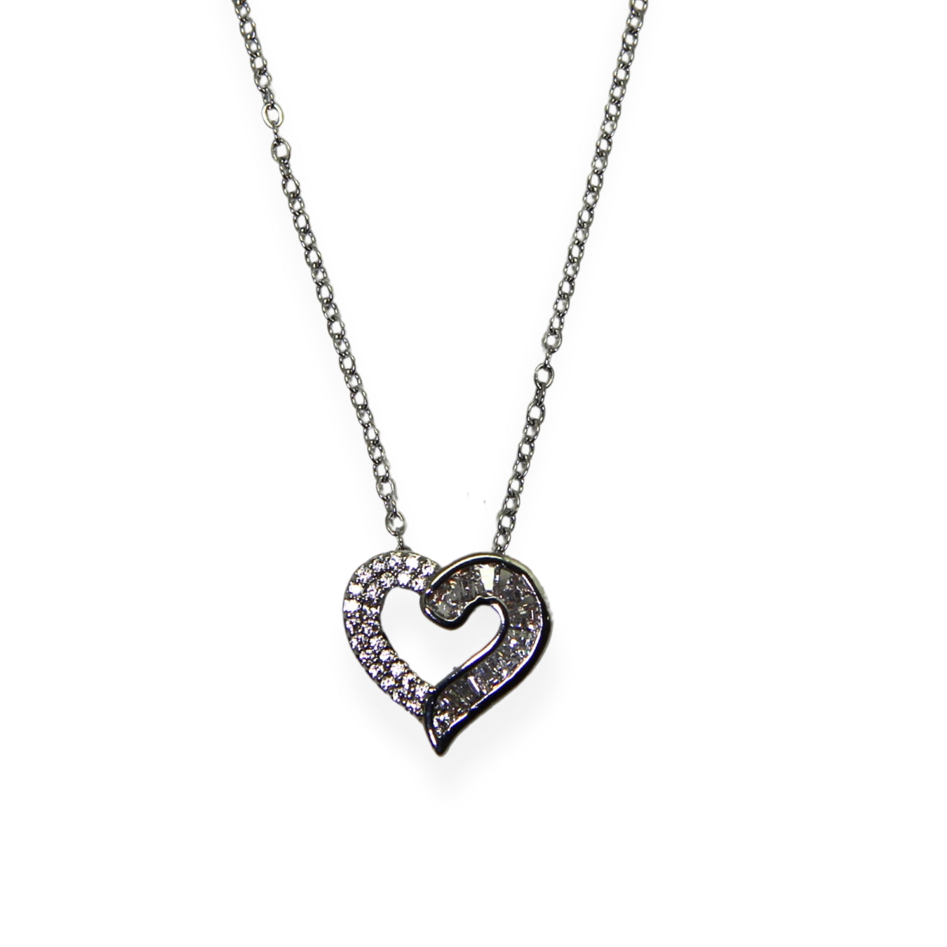 Collar Corazón Entrelazado