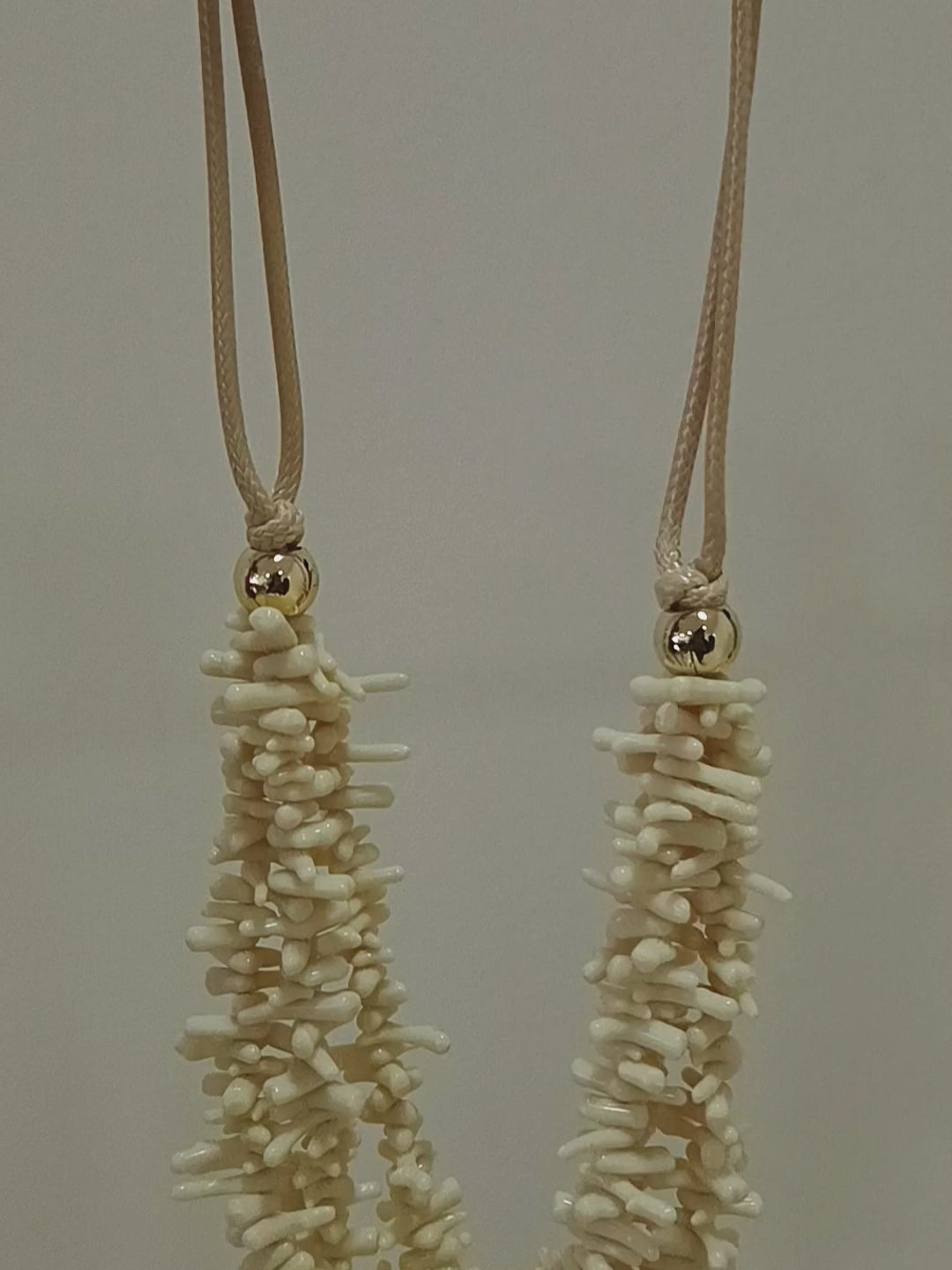 Collar Coral de Marfil