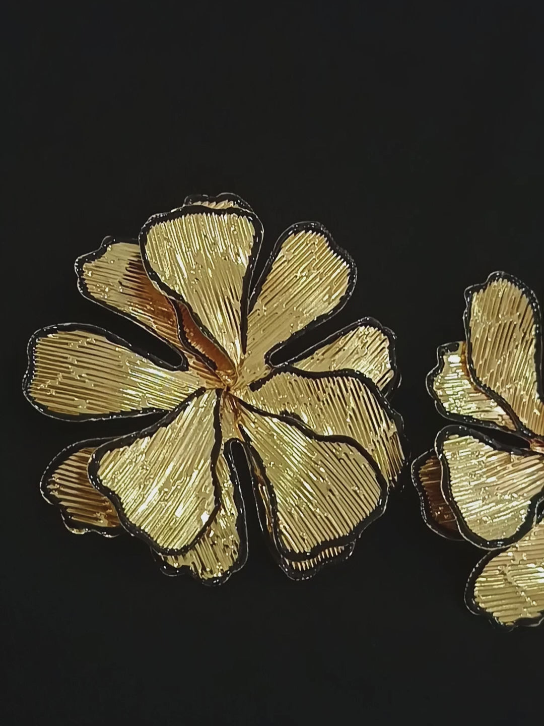 Aretes Anémona Dorada