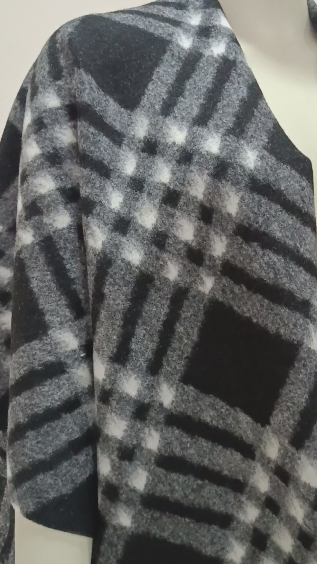 Poncho Clásico Tartán Nocturno